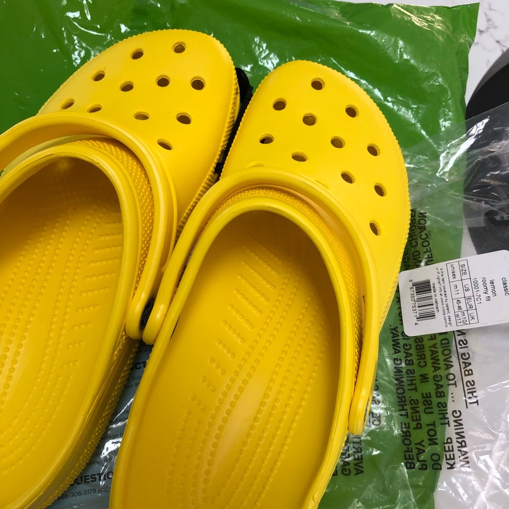 Brand new CROCS men’s 11 clogs